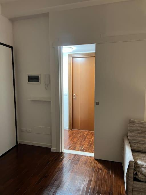 Apartamento "Giulifor" - Zona Indipendenza - Risorgimento Milán Exterior foto